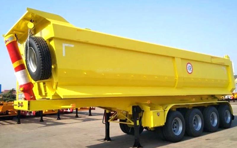 Седельный тягач Sinotruck с самосвальным прицепом