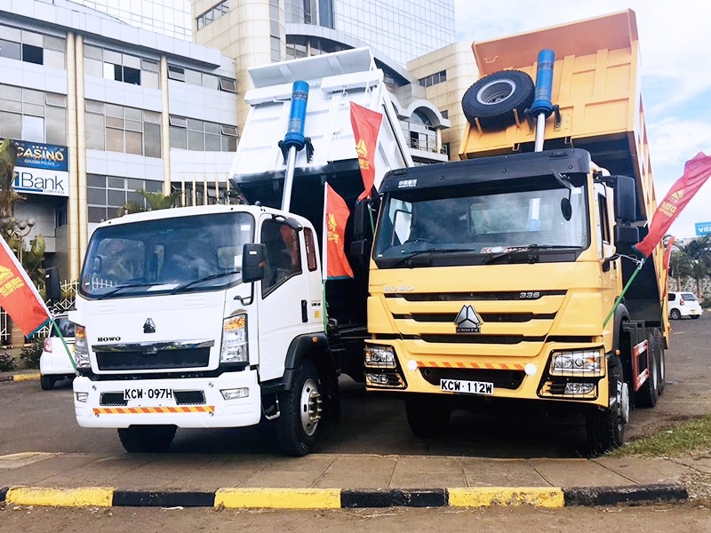 SINOTRUK HOWO  delivers vehicles in Malaya