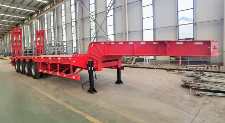 Sinotruck Low Bed Semi Trailer Truck
