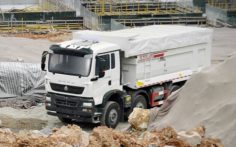 TX 8X4 TIPPER