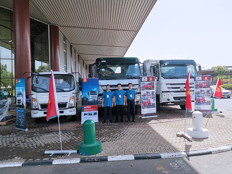 Group photo of Seychelles customers after delivery