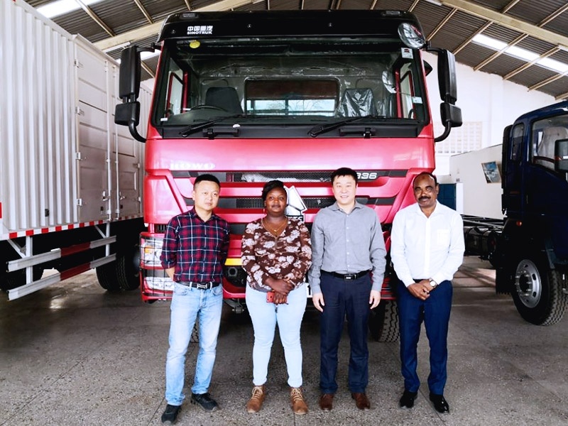 SINOTRUK delivers vehicles in Malaya