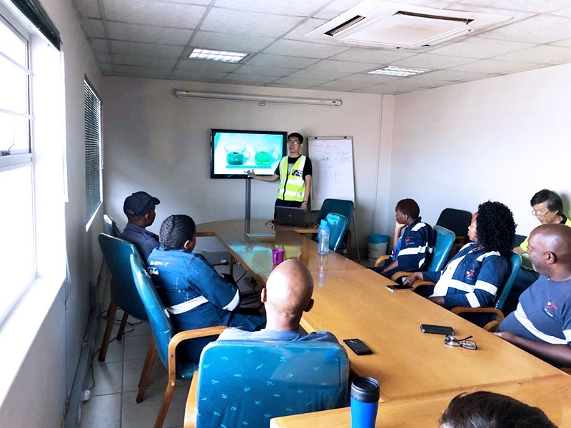 SINOTRUK carries out technical training for South African National Transportation Company at Durban ...