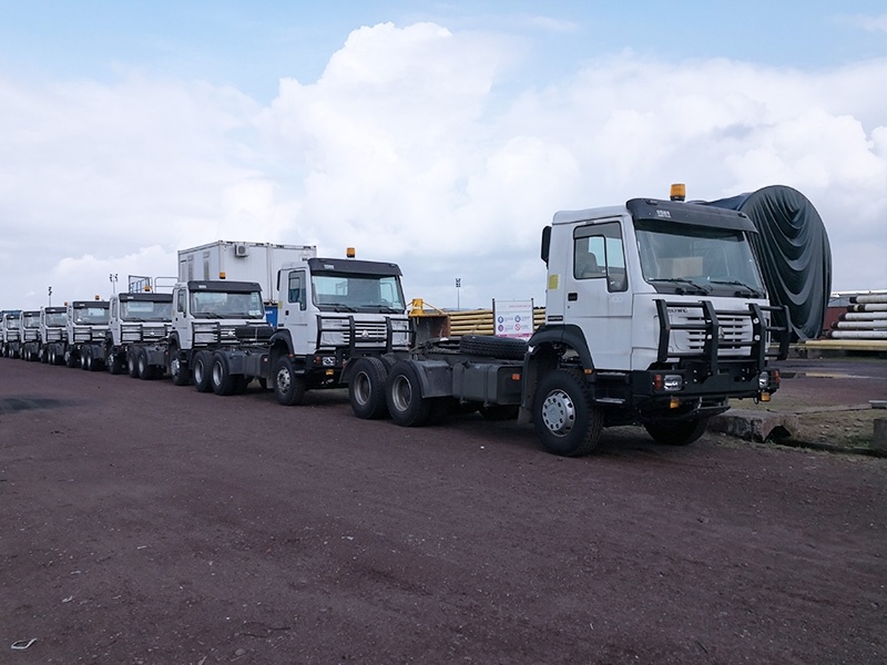 SINOTRUK Howo tractor specific customized version delivered.