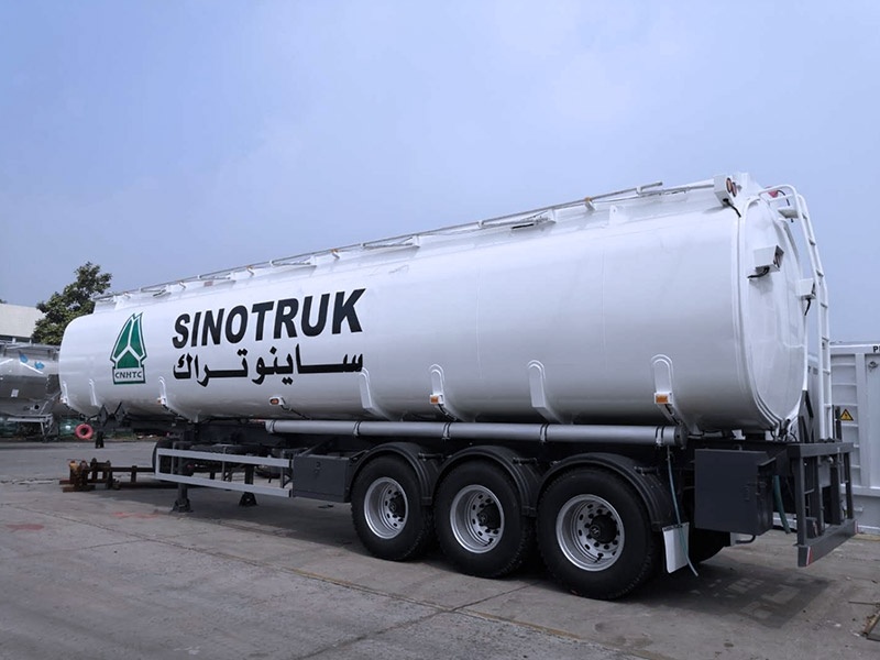European standard oil tank trailer breaks the ice market and is delivered to high-end oil transportation customers in Egypt