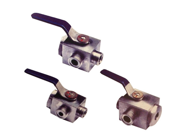 Stainless steel three-way valve