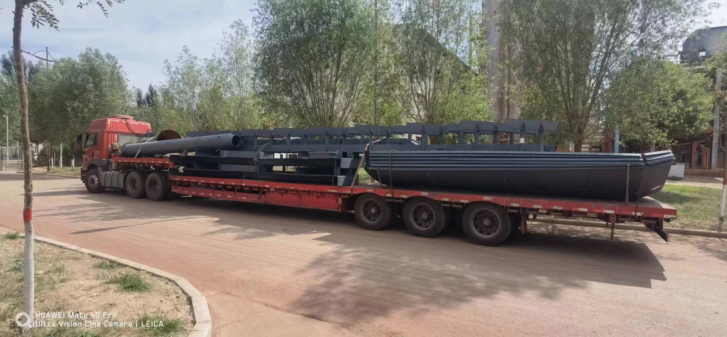 沉降槽耙機(jī)到達(dá)現(xiàn)場