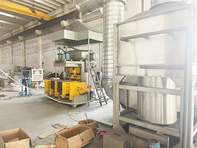 A corner of the internal workshop, hammer head manufacturer A corner of the internal workshop, hammer head manufacturer