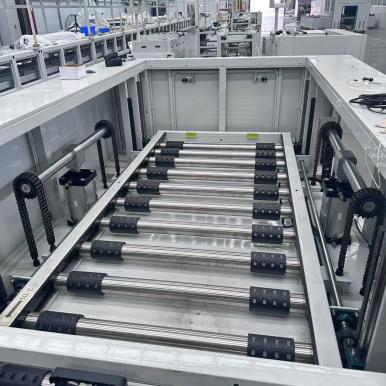 What Are the Differences Between Prismatic Module Roller Lines and Heavy-Duty Pack Roller Conveyors?