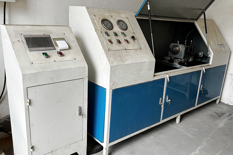 Test Equipment4 Test Equipment4