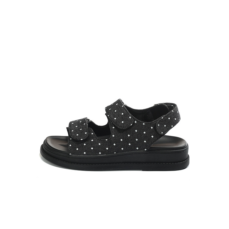 Sandal