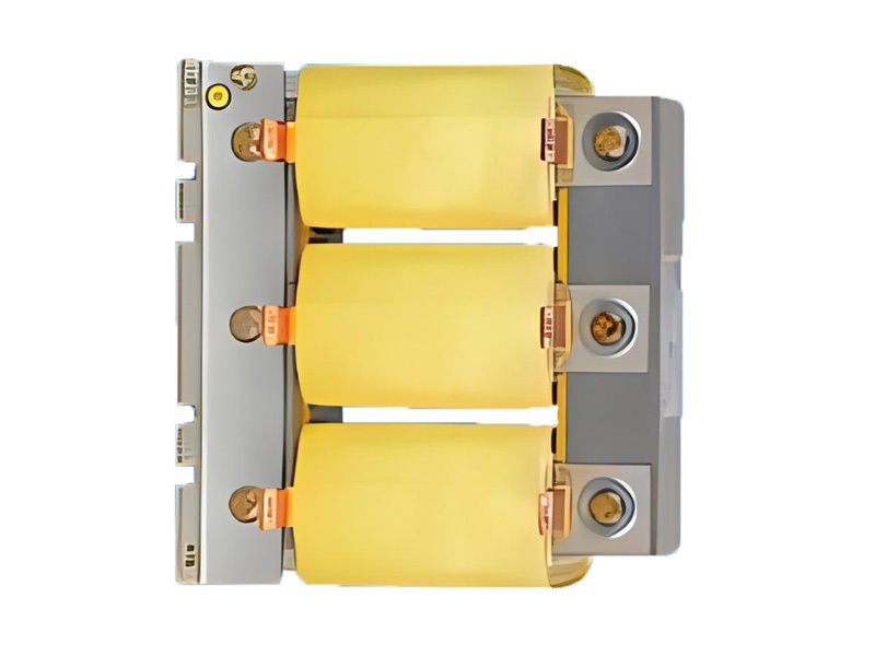 Three-phase reactor