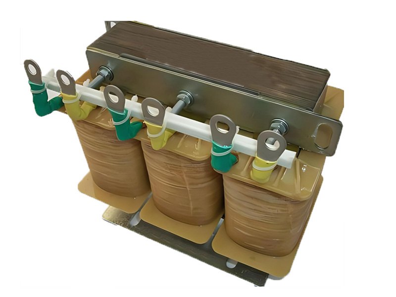 Three-phase reactor