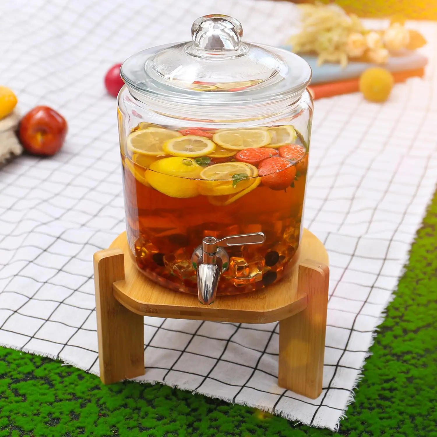 Iced Beverage Dispenser