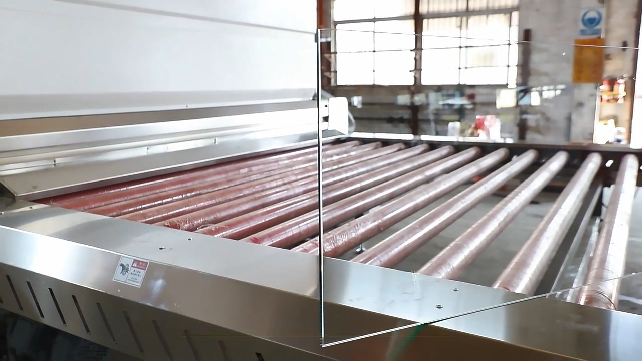Why Is Glass Washing Machine So Important for Glass Processing Industry?