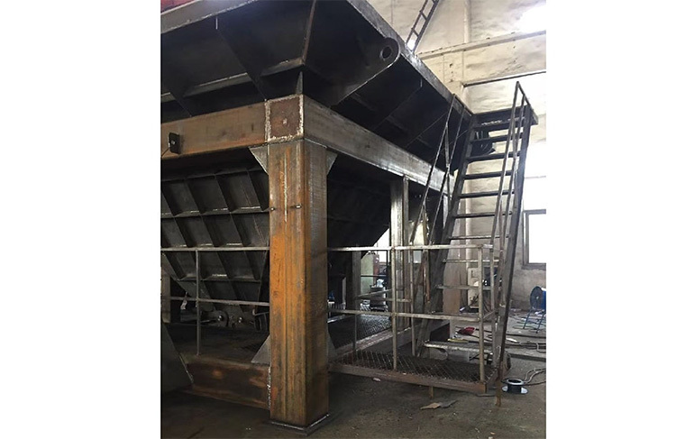 Dock Hopper Structures