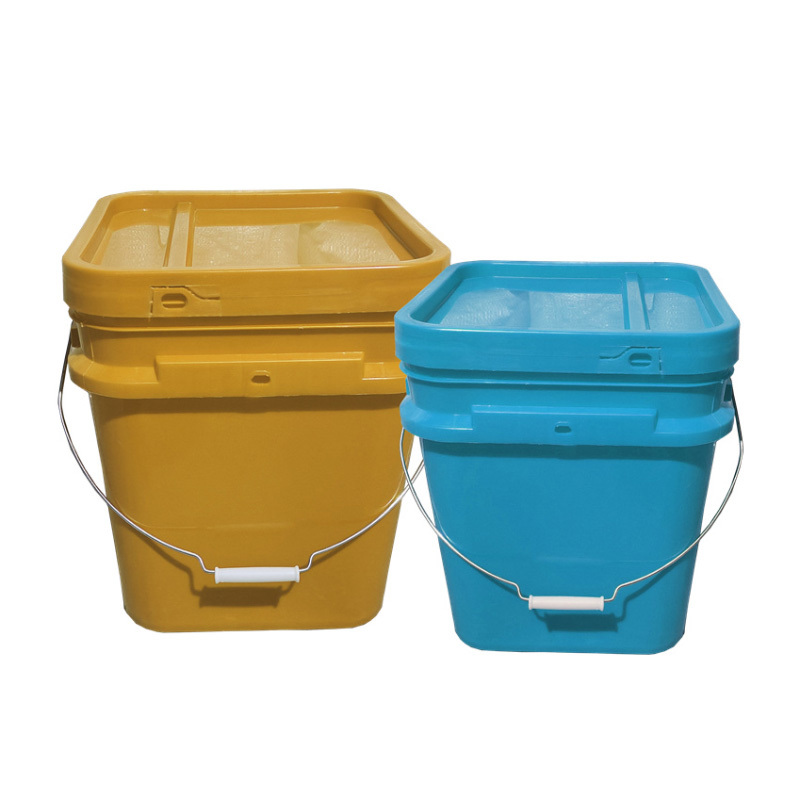 Square bucket