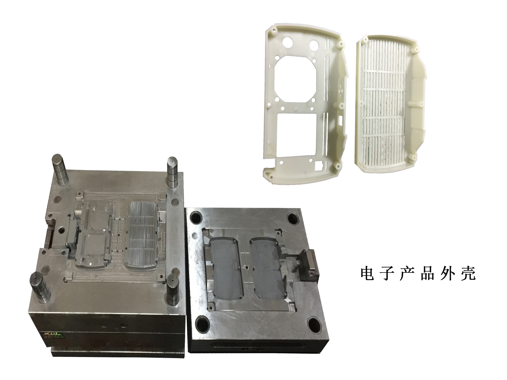 四面滑塊的模具