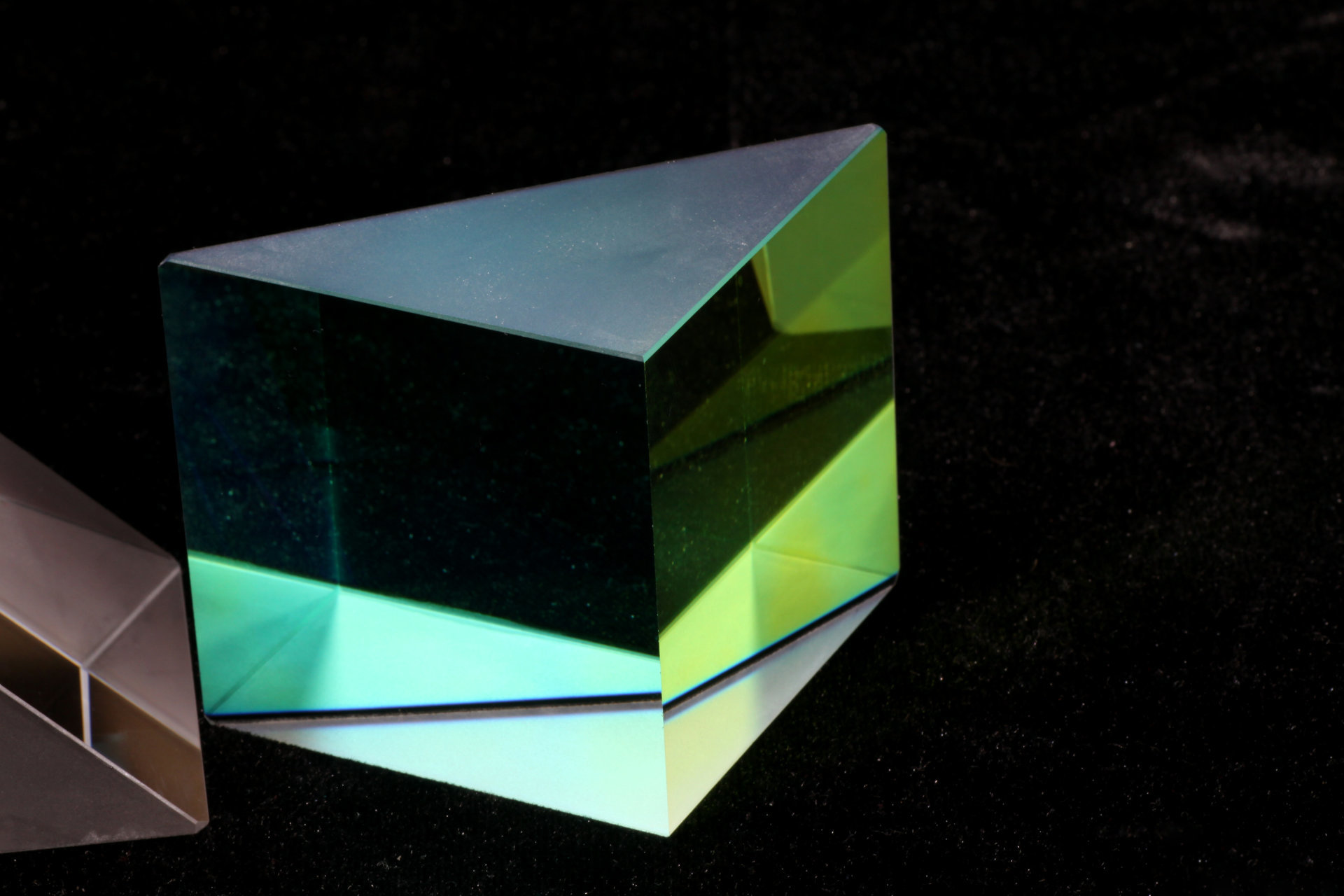 quality optical prism on sales introduces the basics of prism
