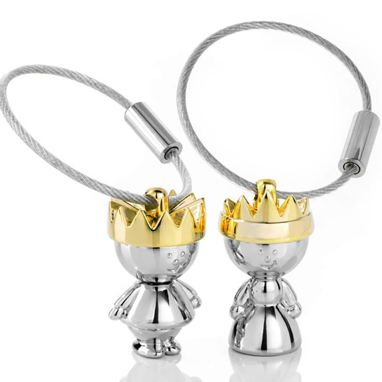 Metal King Queen Pendant