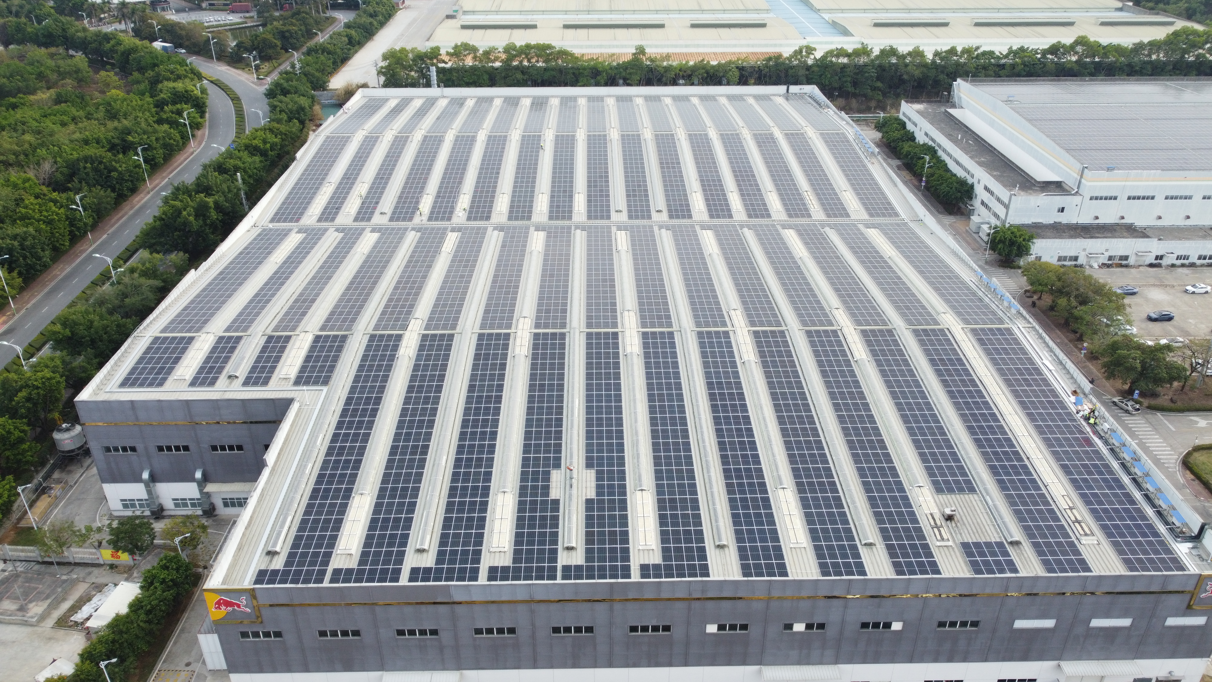 Tongyu Industrial Park's 9MW photovoltaic project was successfully connected to the grid, helping the park's green and low-carbon development