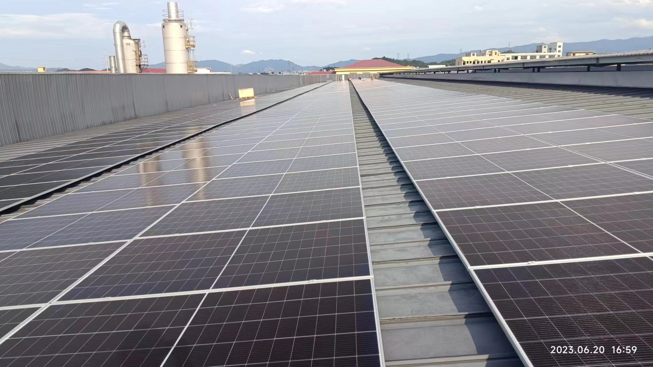 Harnessing Renewable Energy: The Advantages of Wind Solar Hybrid Systems