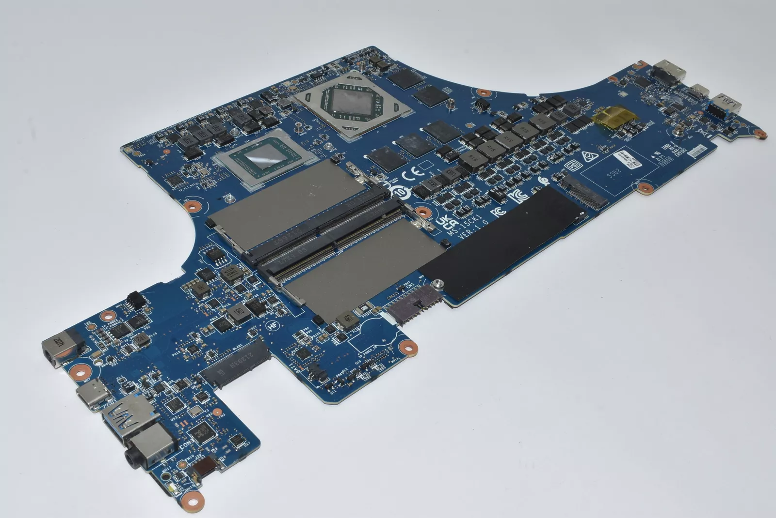 607-15CK1-03S MSI MS-15CK1 AMD Ryzen 7 5800H RX 6700M Vram 10GB Motherboard