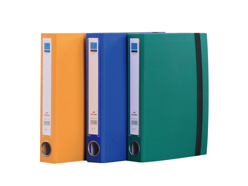 Lever Arch Binders vs. Traditional Folders: Which Is Better for You?