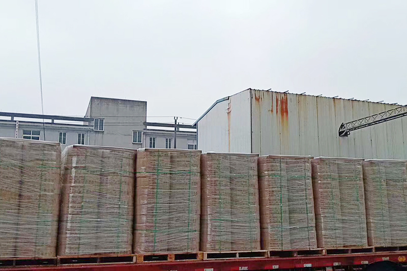 Interpretation from wrapping film manufacturers: How wrapping film achieves anti-static adsorption function