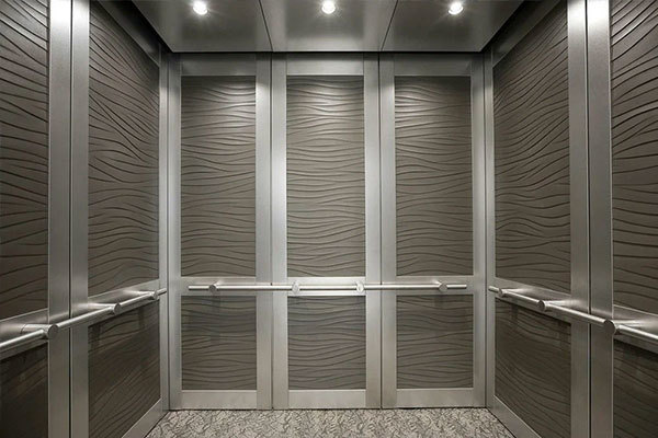 The difference between hydraulic elevator and traction elevator