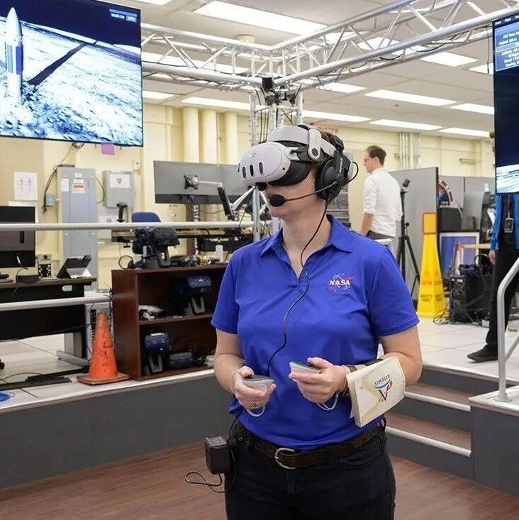 NASA 积极用虚拟现实(VR)准备即将到来的阿提米丝三号月球任务 NASA 积极用虚拟现实(VR)准备即将到来的阿提米丝三号月球任务