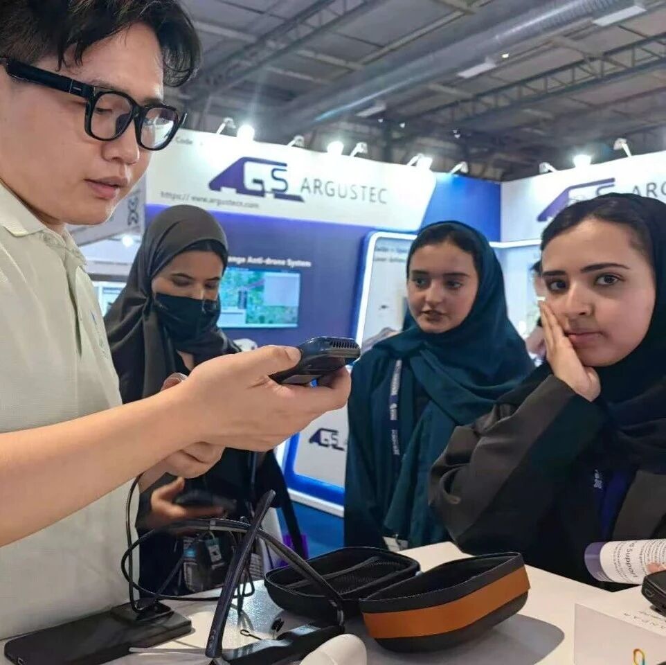 从深圳到利雅得：大象科创集团携VRAI科技亮相沙特SADEX 2025！