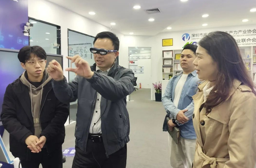 热烈欢迎南山区人力资源局局长申迎波一行莅临联合会考察交流！