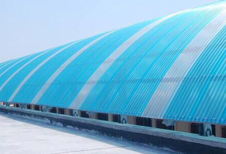 The application of daylight panels in fishing, animal husbandry, and poultry production.