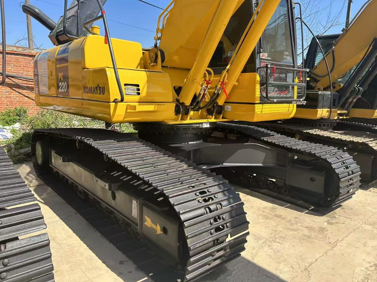 Japanese original Komatsu 220 excavator, 2024, fine Komatsu 220 excavator,