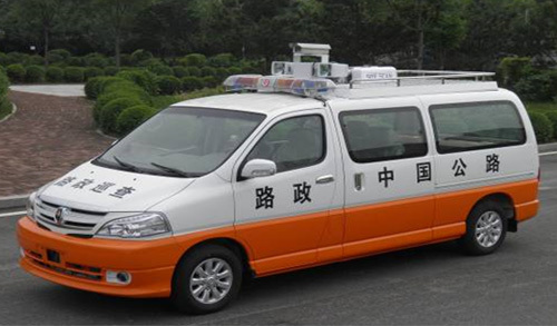 阁瑞斯路政车
