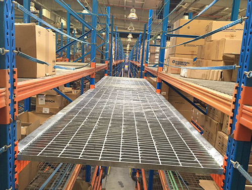 Rack grating
