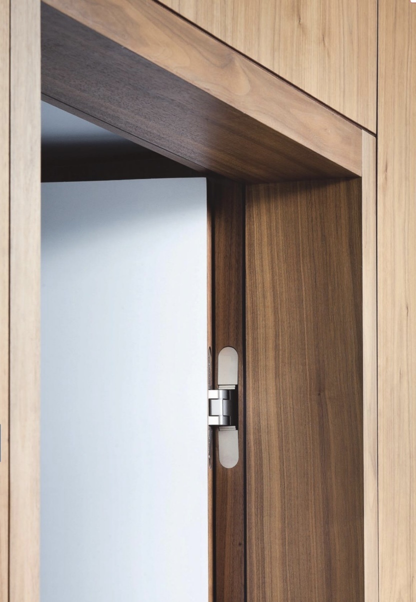 How Bathroom Glass Door Hinges Handle Humid Environments