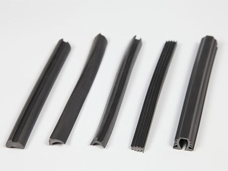 Sealing rubber strip