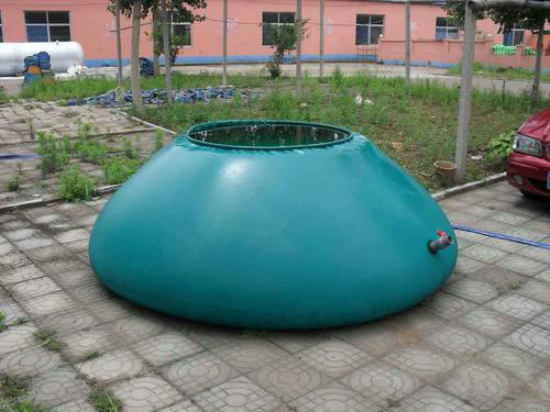 Round platform water bladder