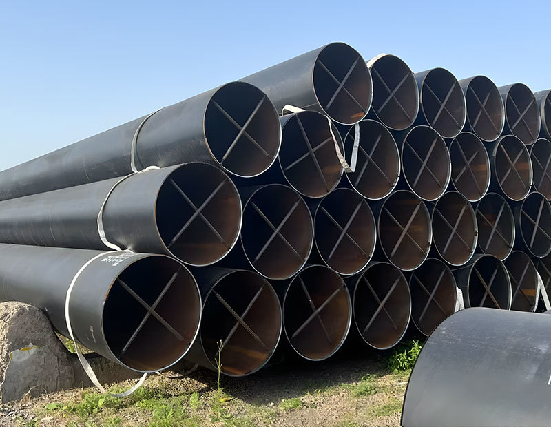 Welded pipe