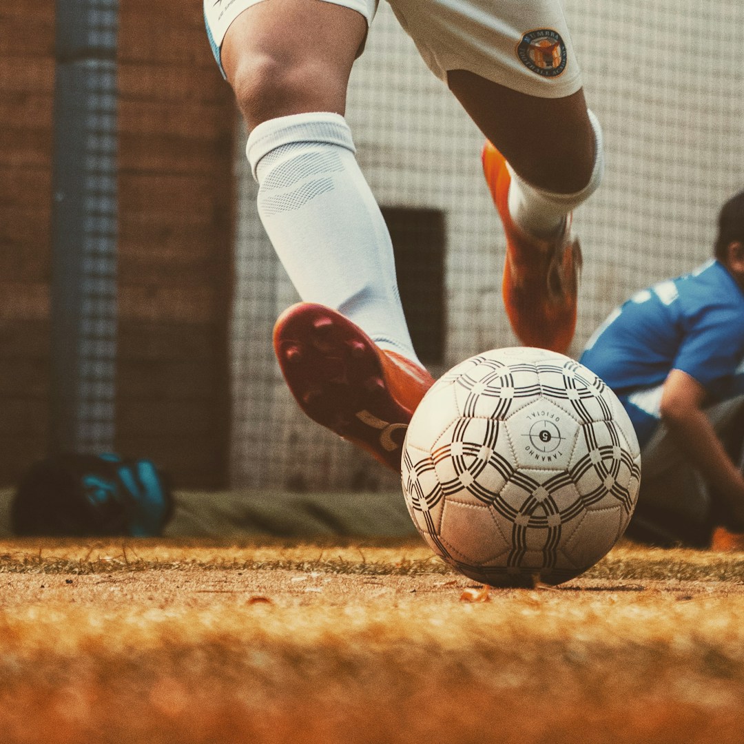 Unveiling the Football Boot Industry: How to Choose the Best Equipment