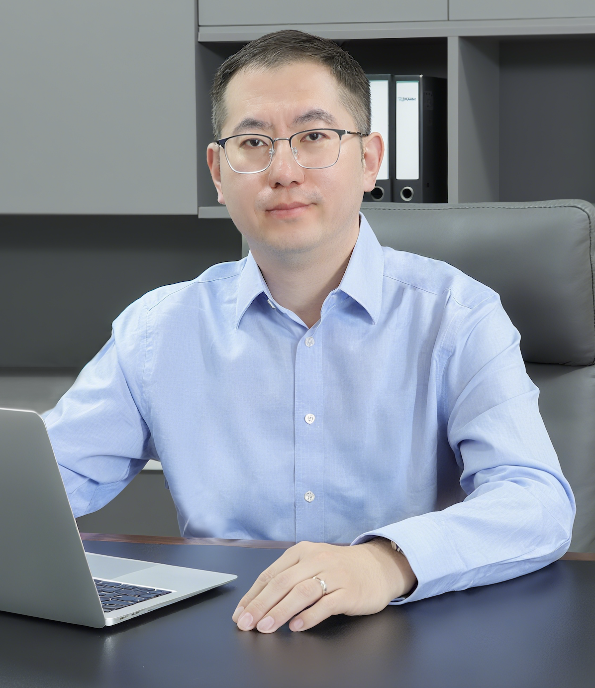 Zhiguang Hu