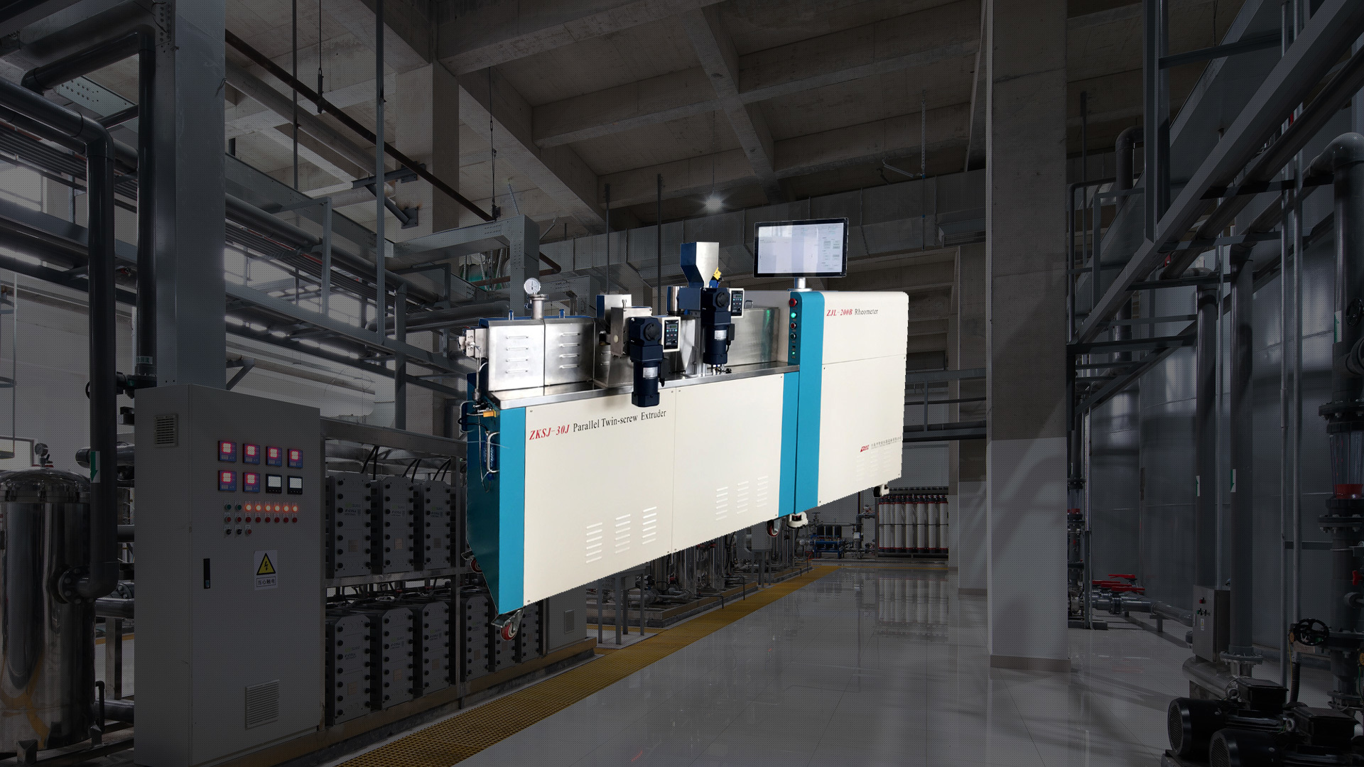 After 35 years of ups and downs, it has led the way in the field of testing machine development and production, becoming a pioneer in this industry in China.