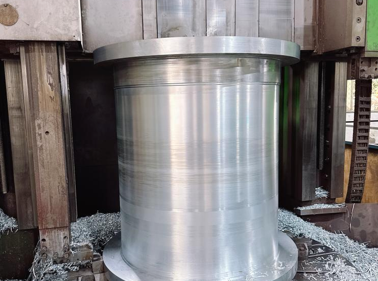 高度1.4米國內最大回轉窯鋅基合金瓦