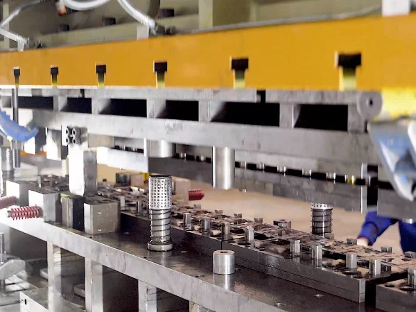 Understanding the Advantages of Progressive Stage Stamping Dies in Manufacturing