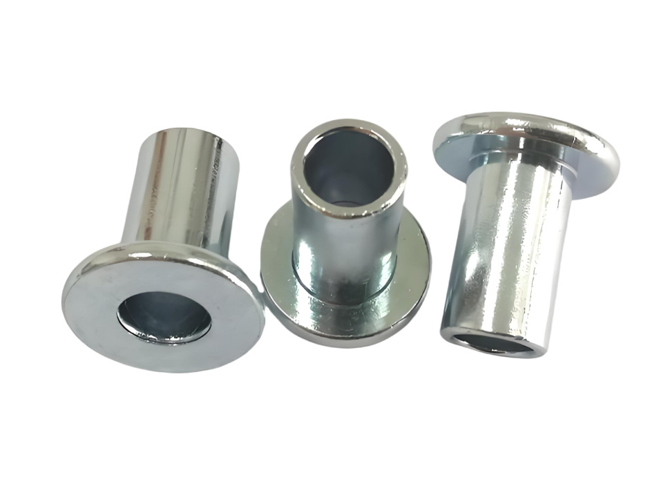 Flanged sleeve