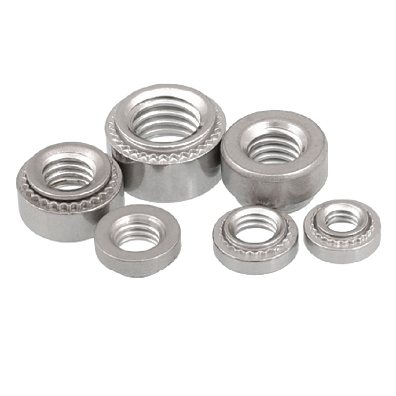 Thin plate rivet nut