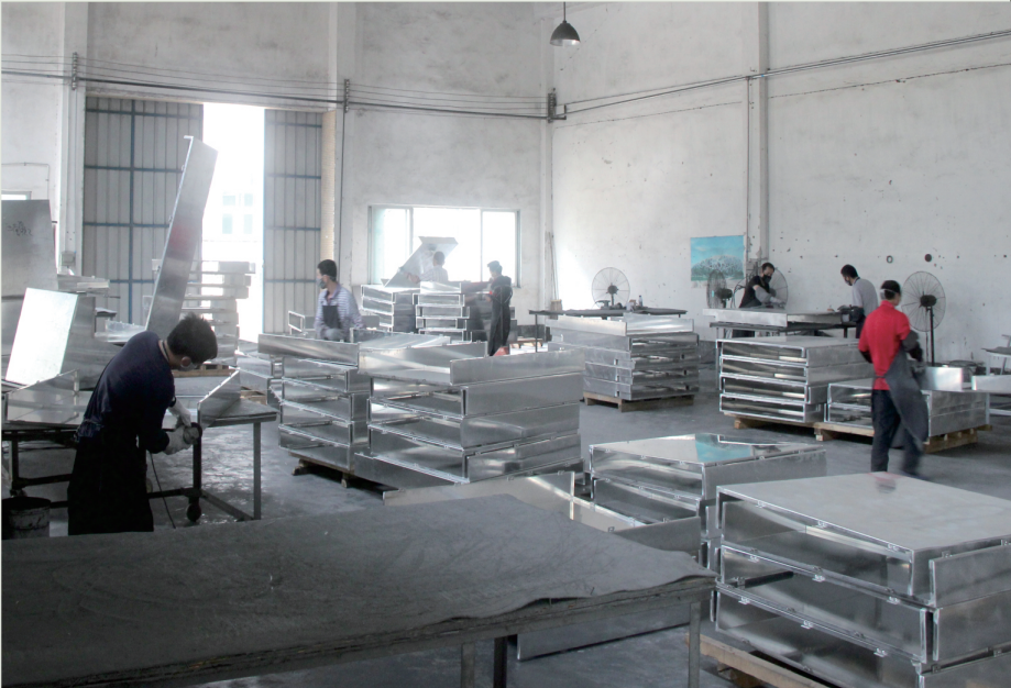 Production and processing process of aluminum veneer