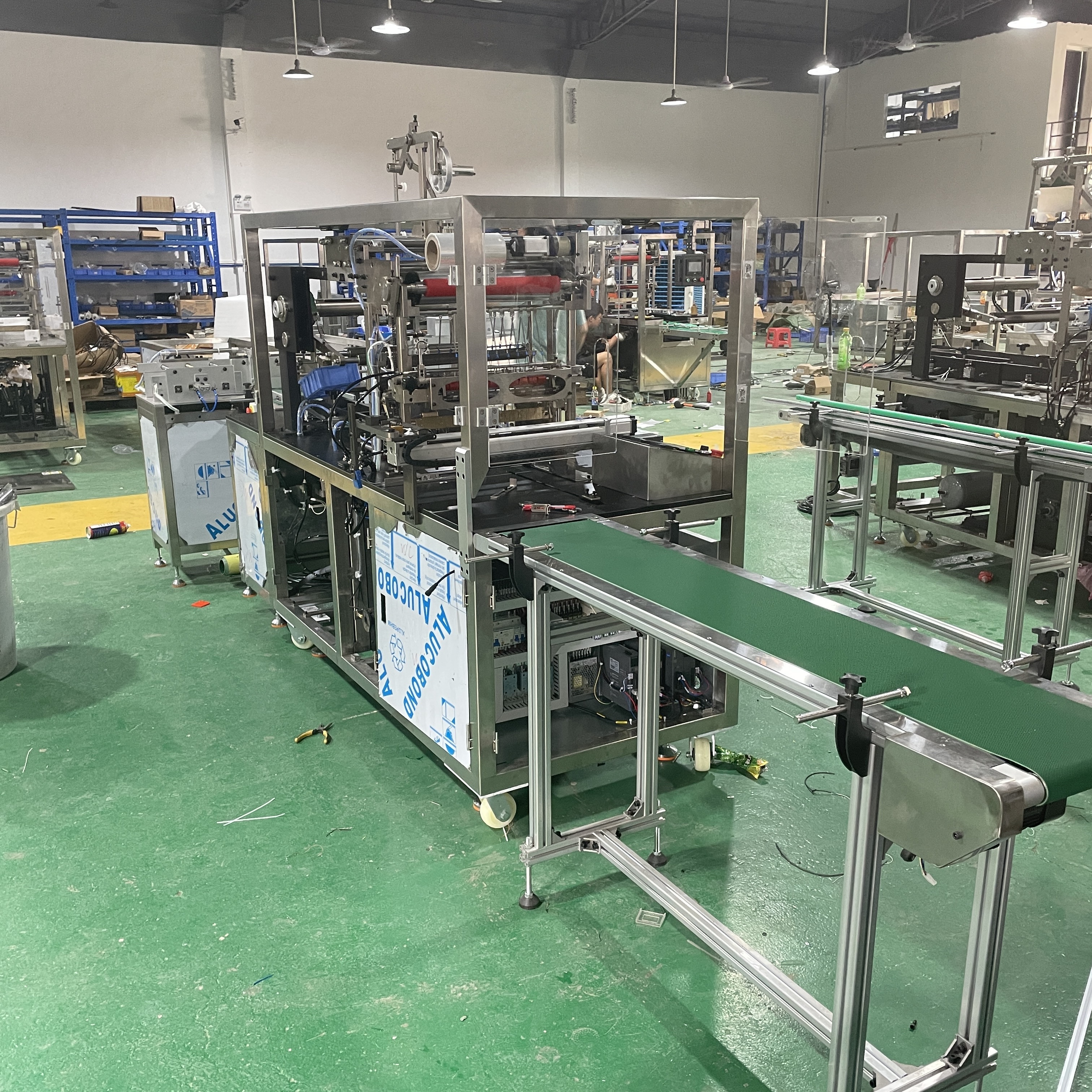 Fully Automatic High-Speed Transparent Film Three-Dimensional Packaging Machine